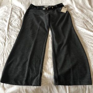 Ladies Dana Buchman size 8 charcoal gray slacks.